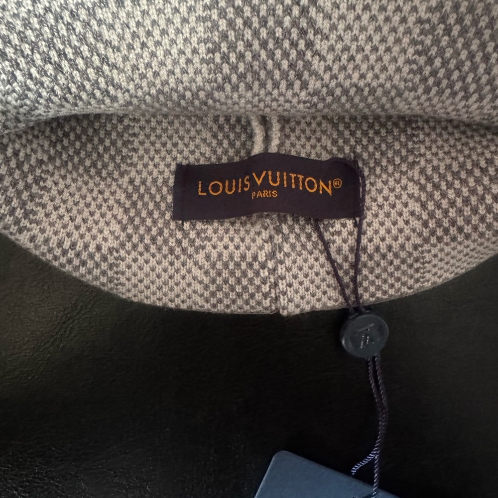 Grey Beanie Lv - Picture 3 of 3